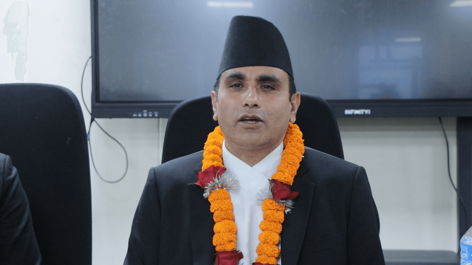 महान्यायाधिवक्ता कँडेलको योग्यतामाथि प्रश्न-सर्वोच्चद्वारा सरकारलाई कारण देखाउ आदेश