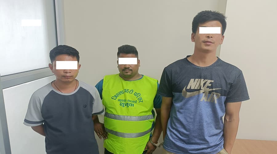 क्रिप्टो कारोबारमा संलग्न तीन युवा काठमाडौंमा पक्राउ, चार लाख नगदसहित अनुसन्धानमा