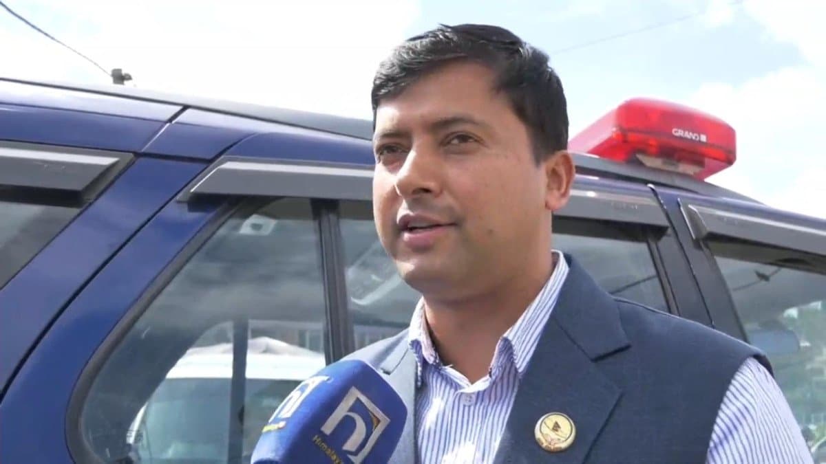 पूर्वराष्ट्रपति भण्डारीलाई राजनीतिमा फर्किन नहुने सुझाव, एमाले केन्द्रीय समिति बैठकमा धारणा सार्वजनिक