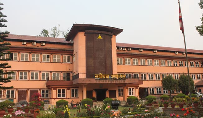सर्वोच्चको आदेश : शैक्षिक सत्र सुरू भएपछि मात्र भर्ना सूचना प्रकाशित गर्न पाइने
