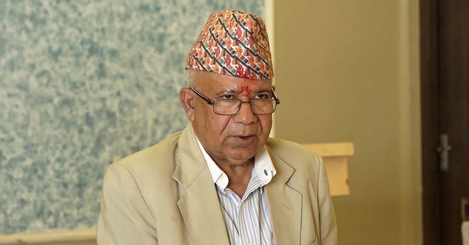 ‘सरकारले जनअधिकार खोस्ने संकेत देखाएको छ’ - माधव नेपालको कडा टिप्पणी